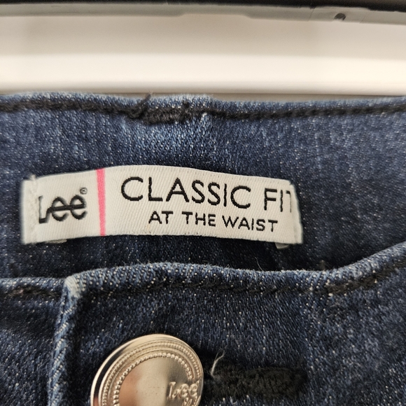 Women's Lee Classic Fit at the Waist Jeans with embroidery & Sequins size 12 - Picture 2 of 6